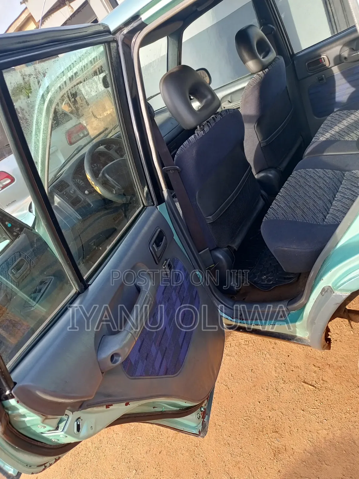 Toyota RAV4 Automatic 2000 Green