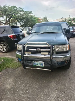 Toyota 4-Runner 2000 Green