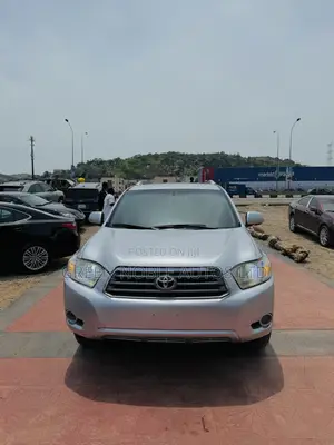 Toyota Highlander SE 2012 Silver