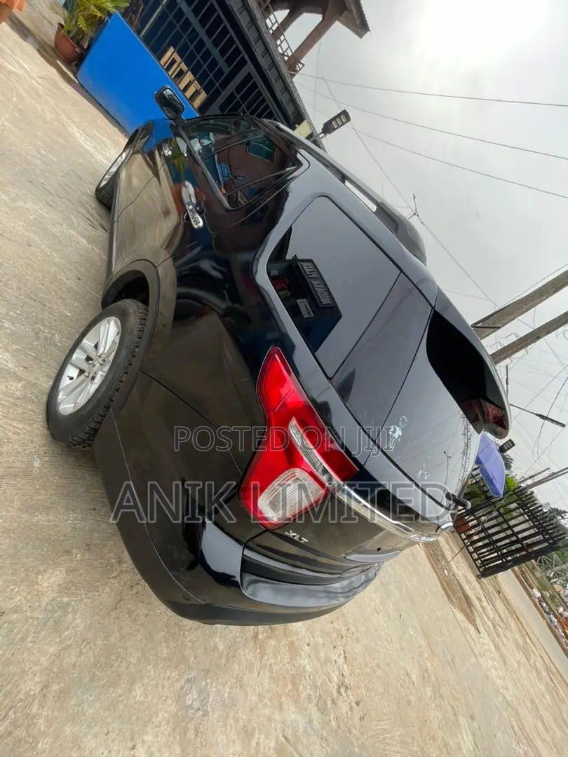 Ford Explorer 2012 Black