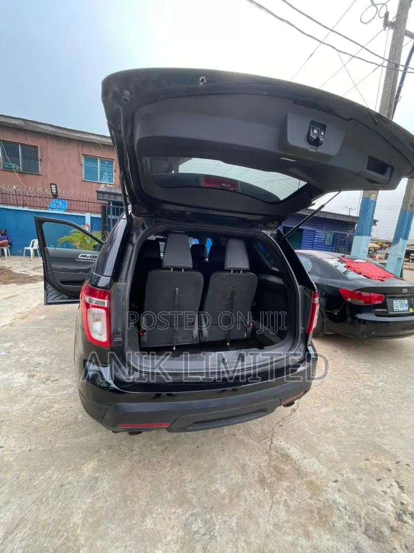 Ford Explorer 2012 Black