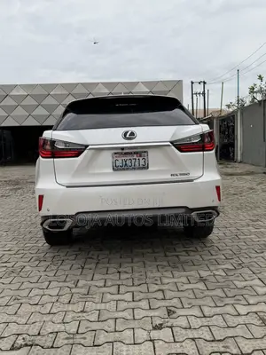 Lexus RX 350 FWD 2017 White