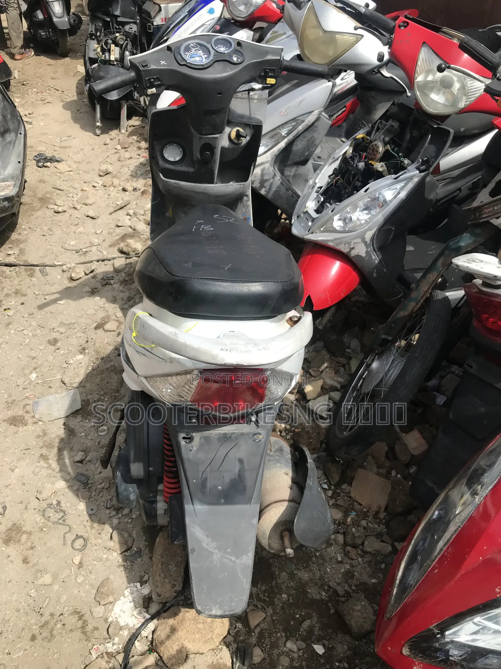 Kymco 2020 White