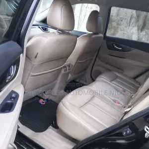 Nissan Rogue SL 4dr SUV (2.5L 4cyl CVT) 2015 Black