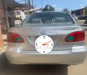 Toyota Corolla 2004 Silver