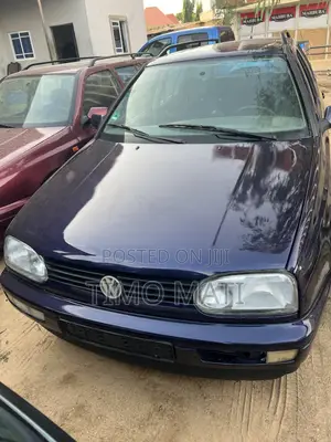 Volkswagen Golf 2002 Blue