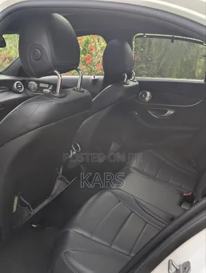 Mercedes-Benz C400 4Matic AWD Sedan (3.0L V6 7A) 2015 White