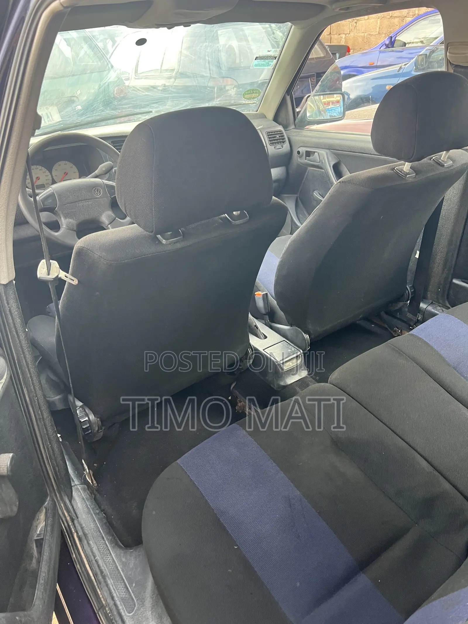 Volkswagen Golf 2002 Blue