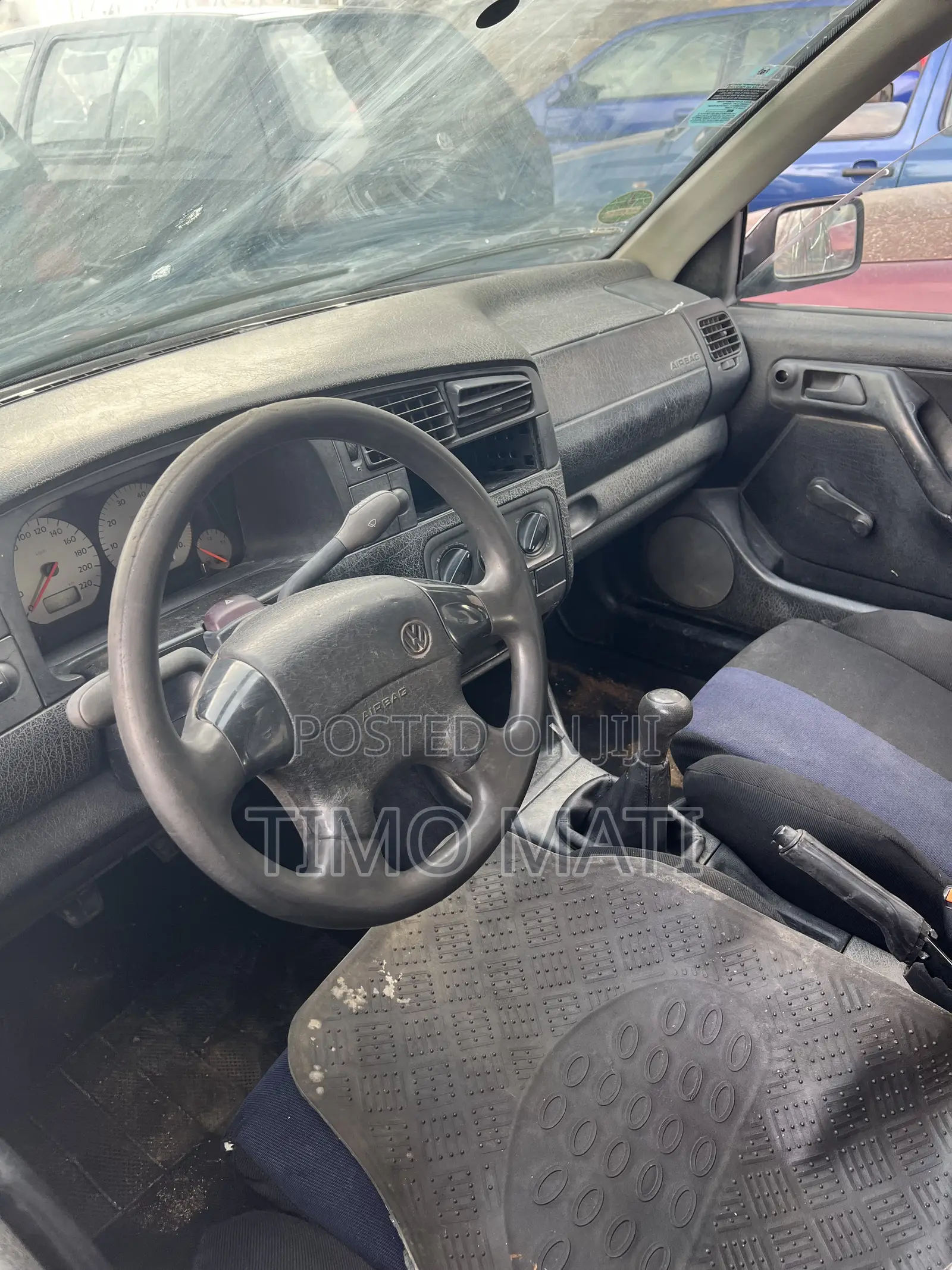 Volkswagen Golf 2002 Blue