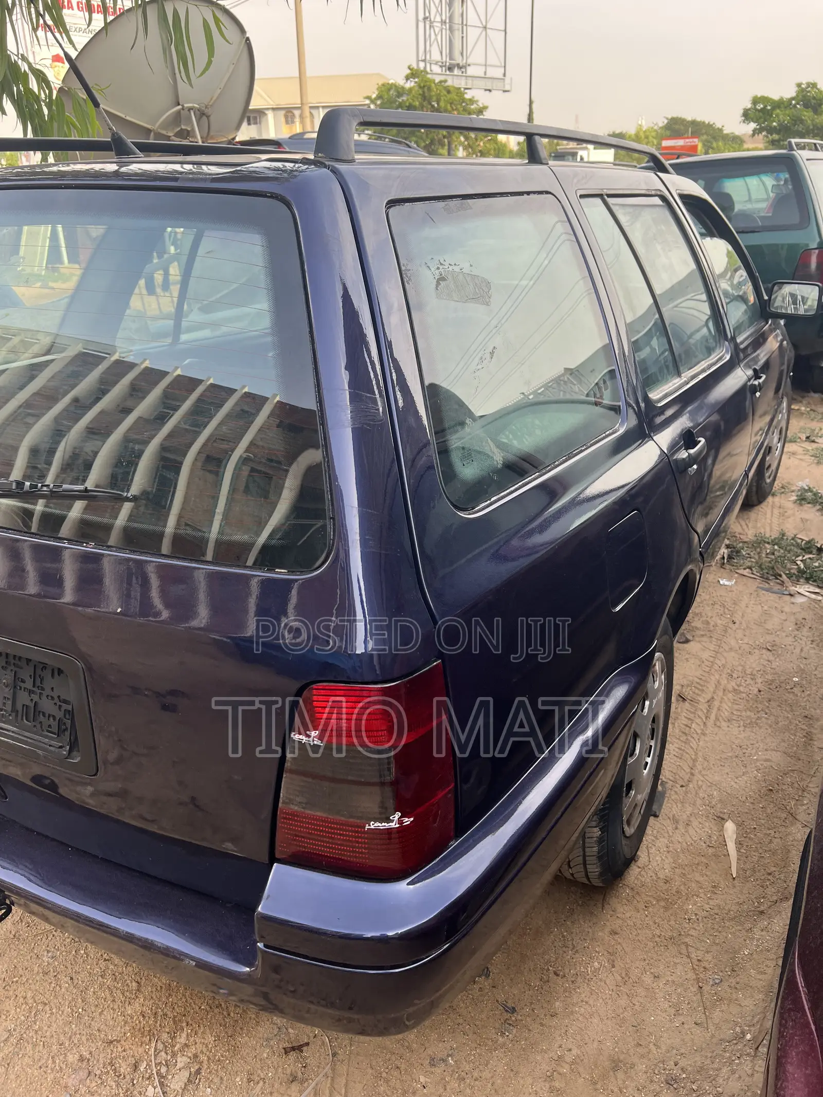 Volkswagen Golf 2002 Blue