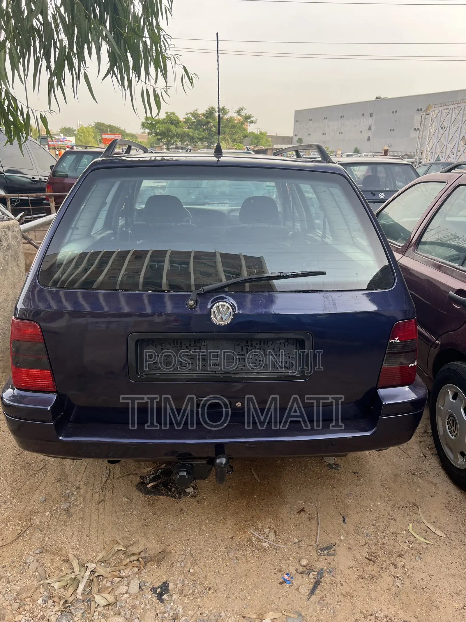 Volkswagen Golf 2002 Blue