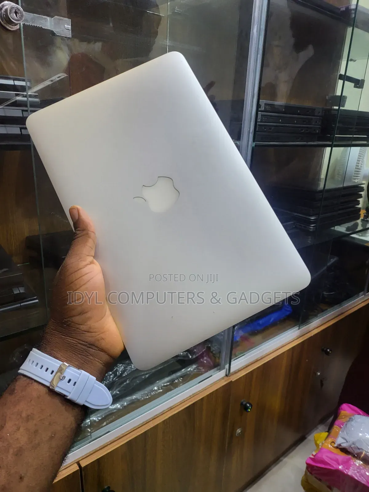 Laptop Apple MacBook Air 2012 4GB Intel Core i5 SSD 256GB