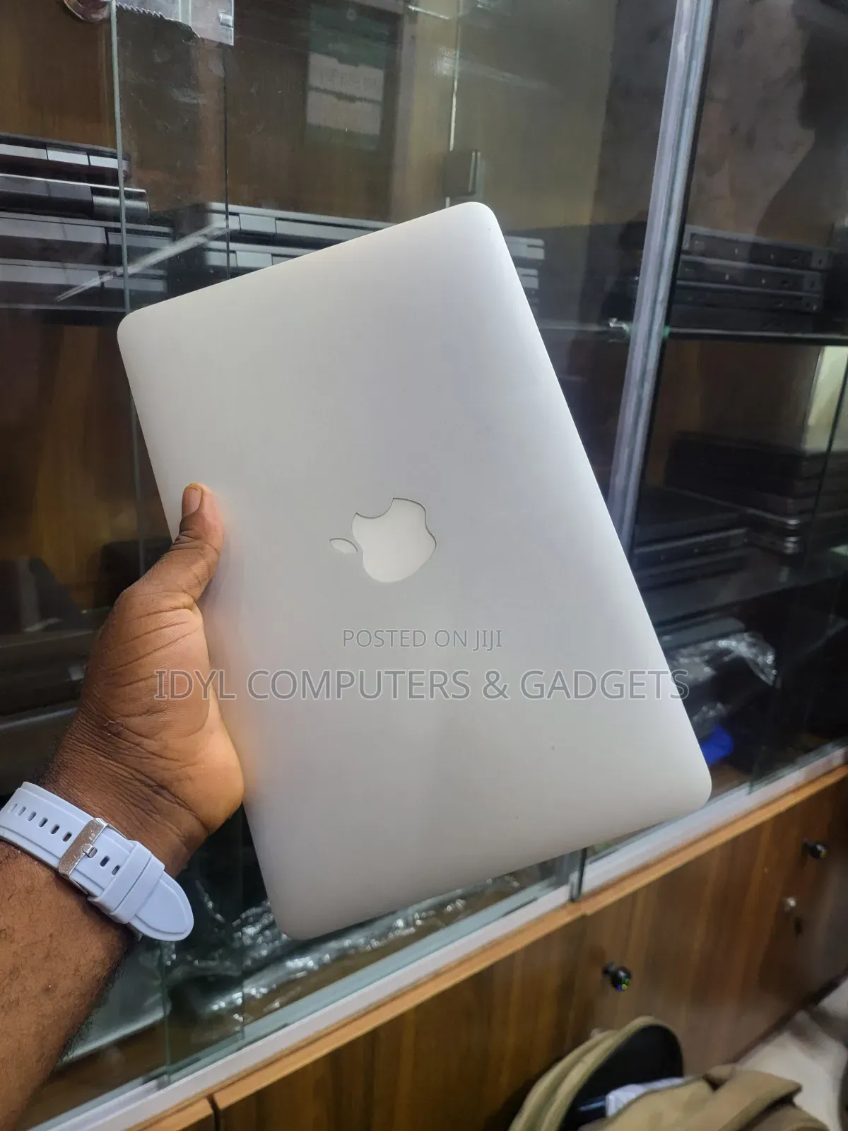 Laptop Apple MacBook Air 2012 4GB Intel Core i5 SSD 256GB