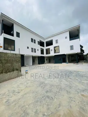 5bdrm Duplex in Omole Phase 1 for sale