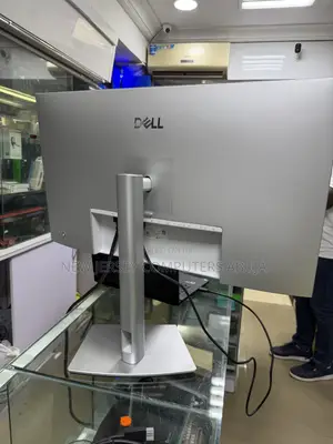 Dell Ultra Sharp 32" Thunderbolt Monitor