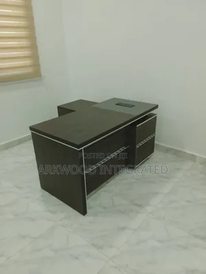 Semi Executive L-Shape Office Table 1.4mitre Length