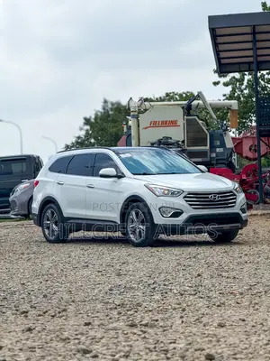 Hyundai Santa Fe 2015 White