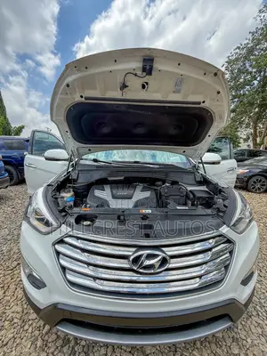 Hyundai Santa Fe 2015 White