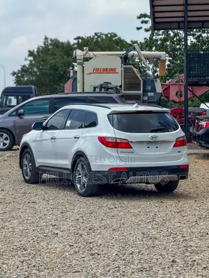 Hyundai Santa Fe 2015 White