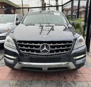 Mercedes-Benz M Class ML 350 4Matic 2012 Gray