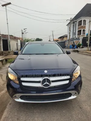 Mercedes-Benz CLA-Class CLA 250 4MATIC Sedan 2017 Blue
