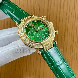High Quality Luxury Veserace Leather Wristwatch