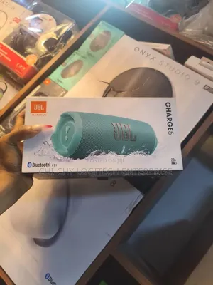 JBL Charge 5 Waterproof Bluetooth Speaker 20h Playtime