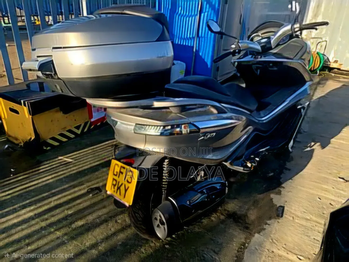 Piaggio Scooter 2014 Gray