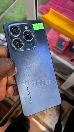 Tecno Spark 20 Pro 256 GB Black