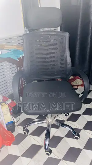 Lovely Work Chair