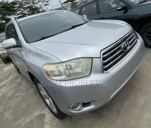 Toyota Highlander Sport 2010 Silver