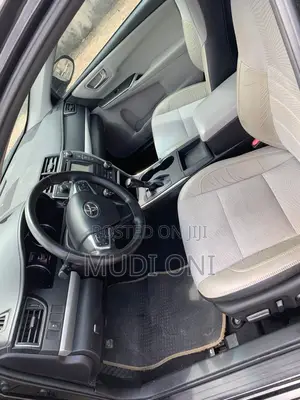 Toyota Camry SE 4dr Sedan (2.5L 4cyl 6A) 2016 Black