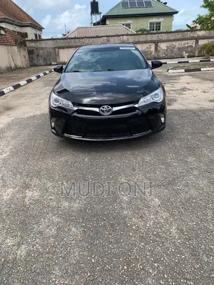 Toyota Camry SE 4dr Sedan (2.5L 4cyl 6A) 2016 Black