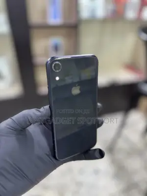 Apple iPhone XR 64 GB