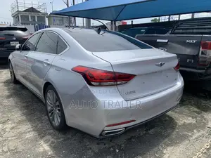 Hyundai Genesis 2015 Silver