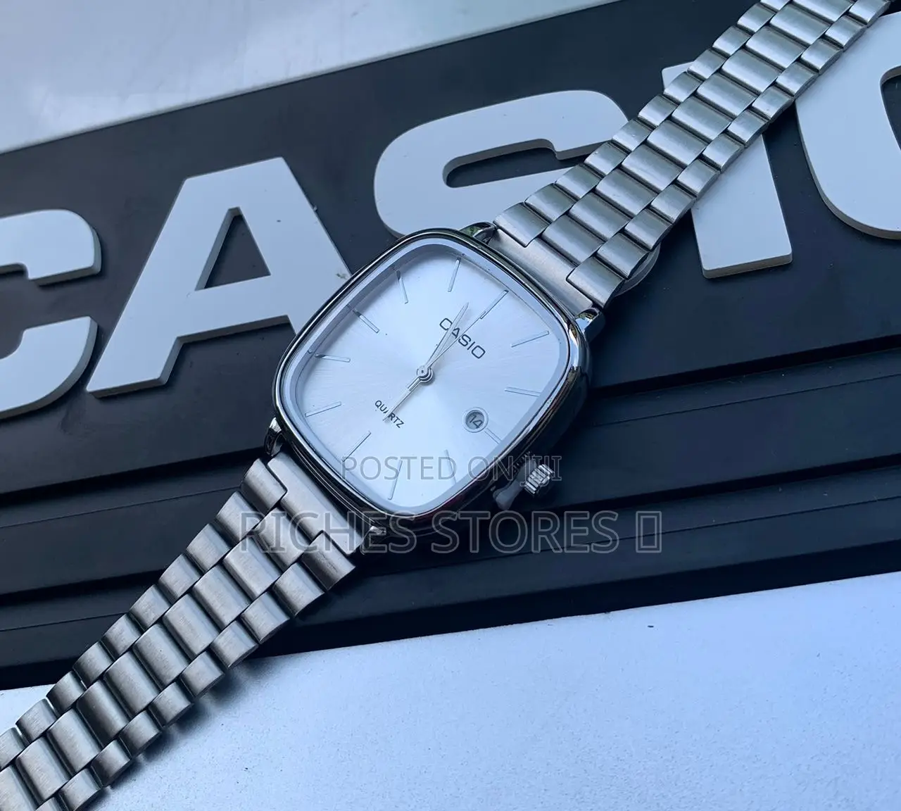 Casio Chain Analog Watch