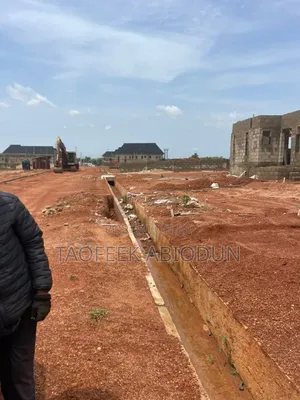 Landed Property At Elizabeth Estates Per Sq Mter
