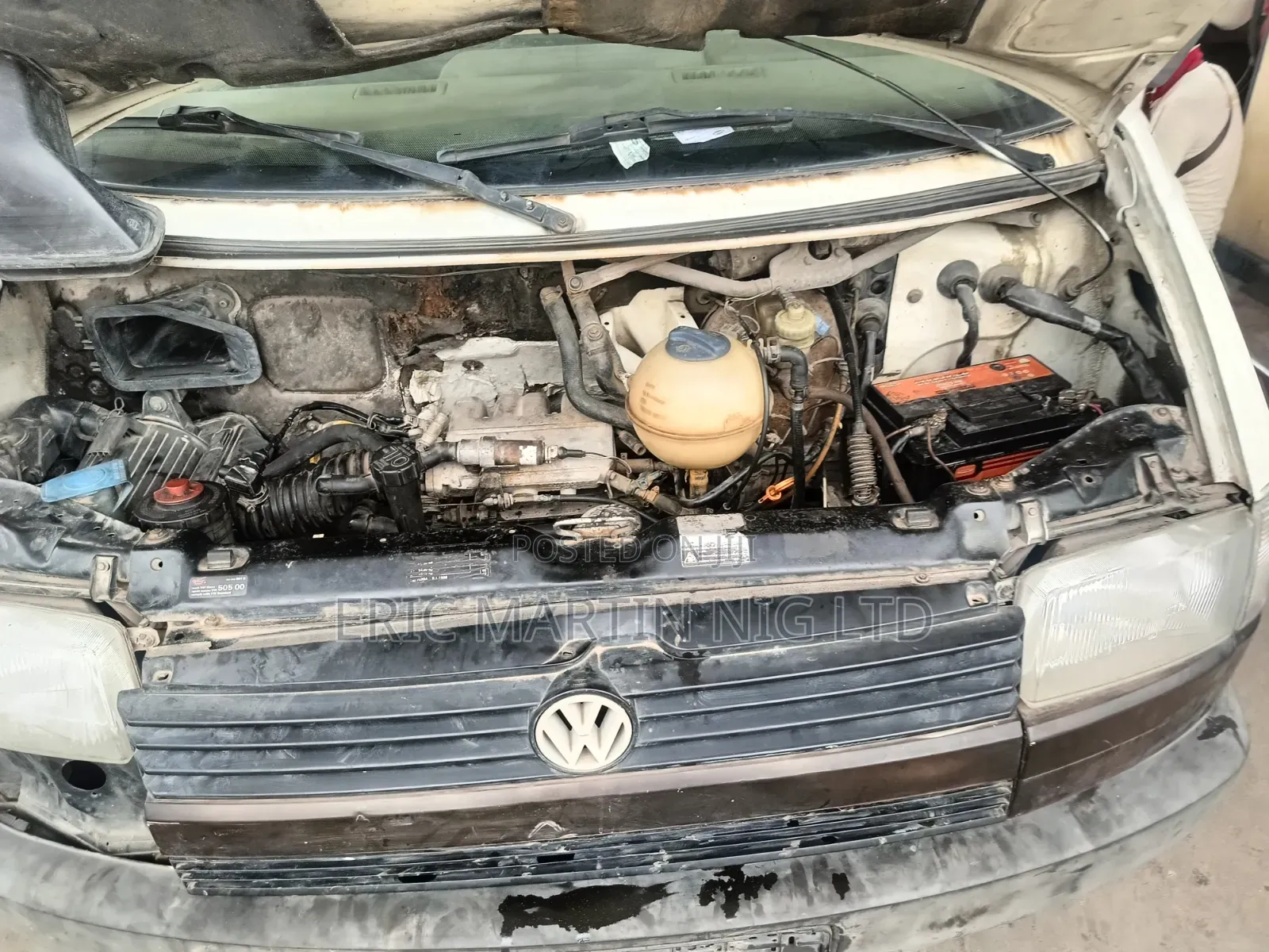 Volkswagen Transporter 2000 White