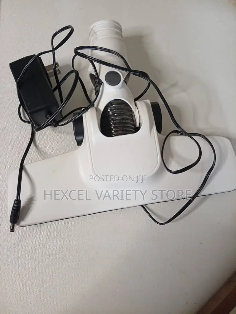 Electric Vacuum Cleaner