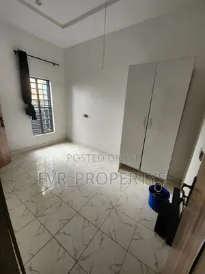 1bdrm Shared Apartment in Gra, Ikota for rent