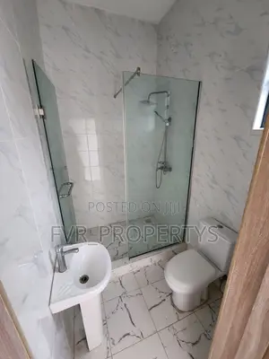 1bdrm Shared Apartment in Gra, Ikota for rent
