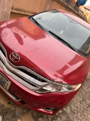 Toyota Venza 2010 Red