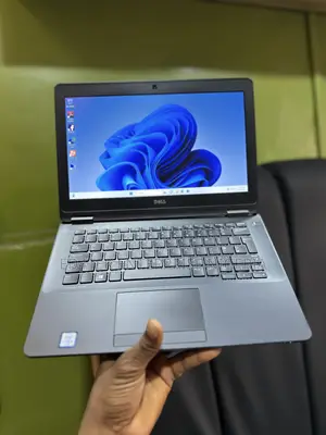 Laptop Dell Latitude E7270 16GB Intel Core i5 SSD 512GB