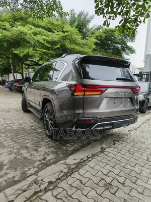 Lexus LX 600 2022 Gray