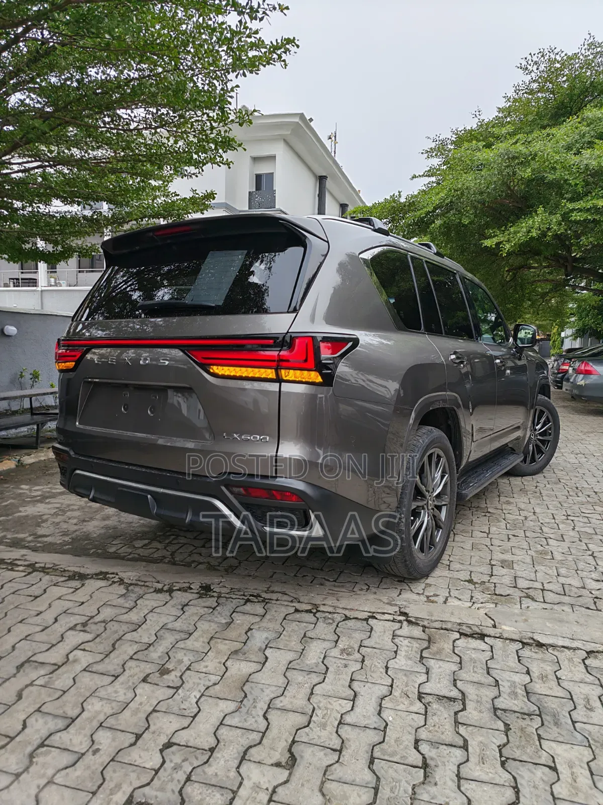 Lexus LX 600 2022 Gray