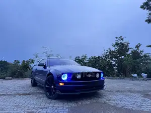 Ford Mustang V6 Premium 2010 Blue