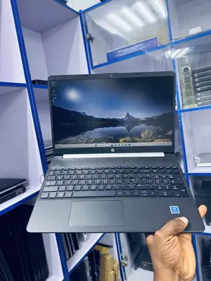 Laptop HP 250 G10 4GB Intel Pentium SSD 128GB