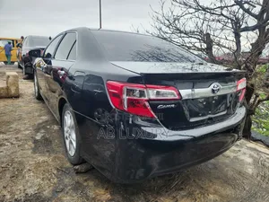 Toyota Camry LE 4dr Sedan (2.5L 4cyl 6A) 2012 Black