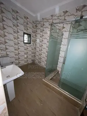 4bdrm Duplex in River Park, FHA for rent