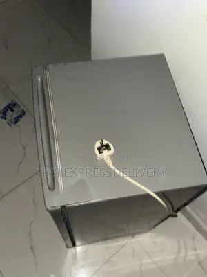 Neatly Used Scanfrost 100l Table Top Fridge (1 Year Used)